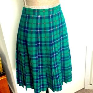 Pendleton original virgin wool plaid and pleated skirt